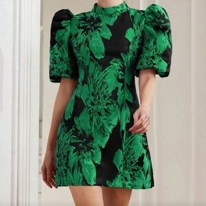 Chic Black and Green Floral Puff Sleeve Mini Dress